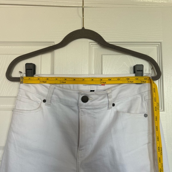 Cabi white bootleg midrise rise stretch jeans - Picture 4 of 6
